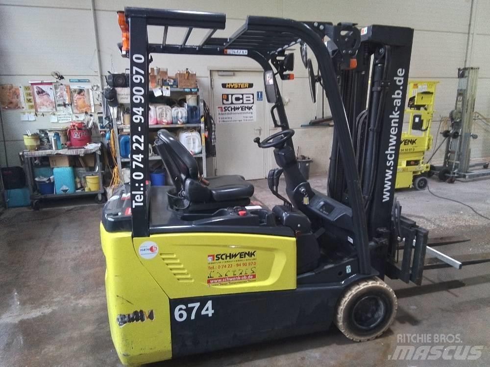 Doosan B20-T-X E 전동 지게차