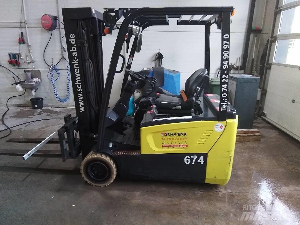 Doosan B20-T-X E 전동 지게차