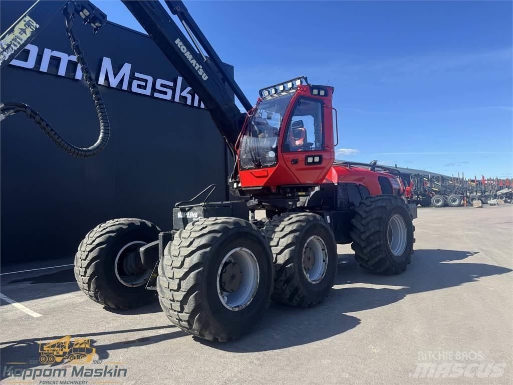 Komatsu 951 원목 하베스터