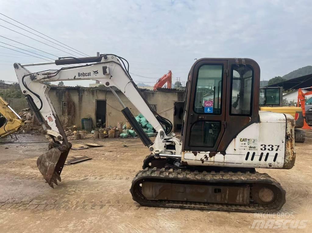 Bobcat 337 소형 굴삭기 7톤 미만