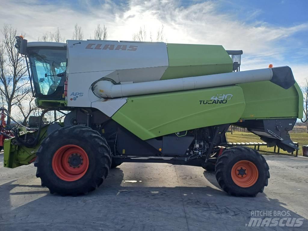 CLAAS Tucano 430 콤바인 수확기
