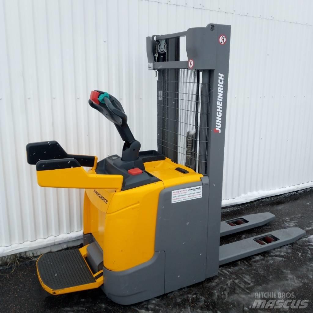 Jungheinrich ERC 214 보행식 리치 지게차