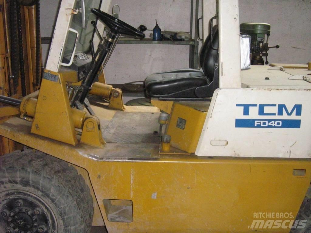 TCM FD40 디젤 지게차