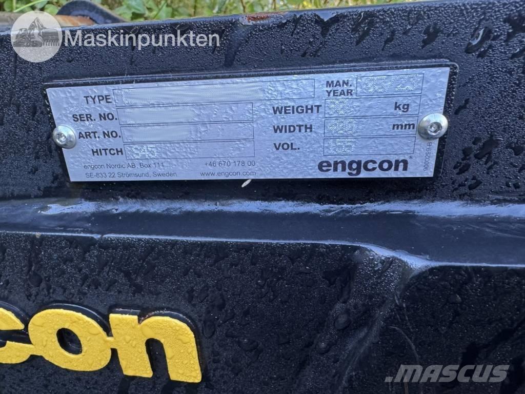 Volvo ECR 88 D 중형굴삭기 7톤-28톤