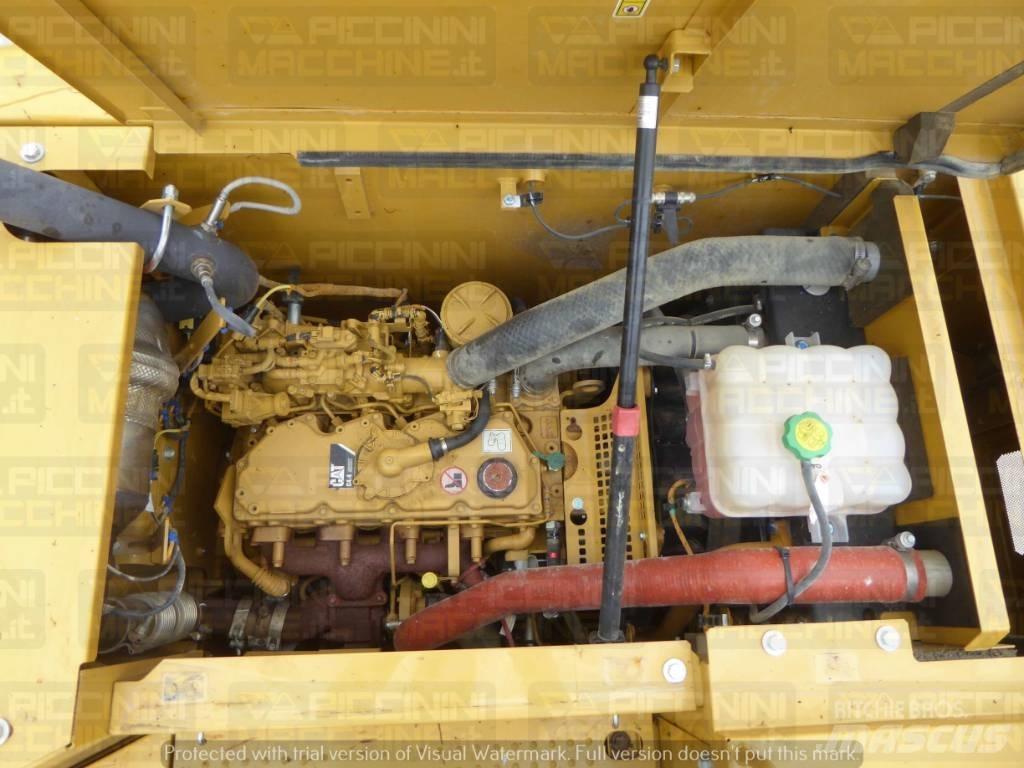 CAT 313FL 대형 굴삭기 29톤 이상