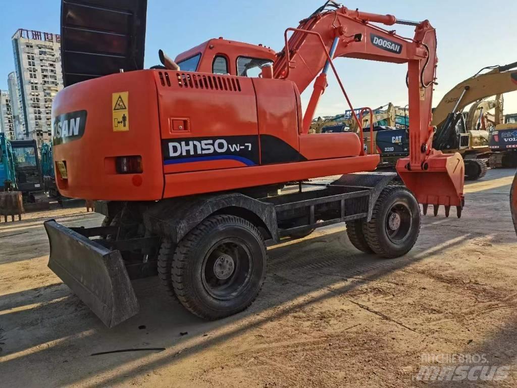 Doosan 150 W-7  휠 굴삭기