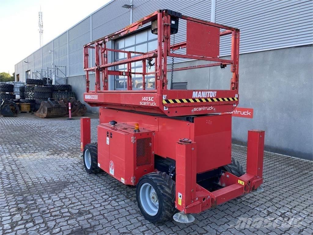Manitou 140SC 가위형 리프트