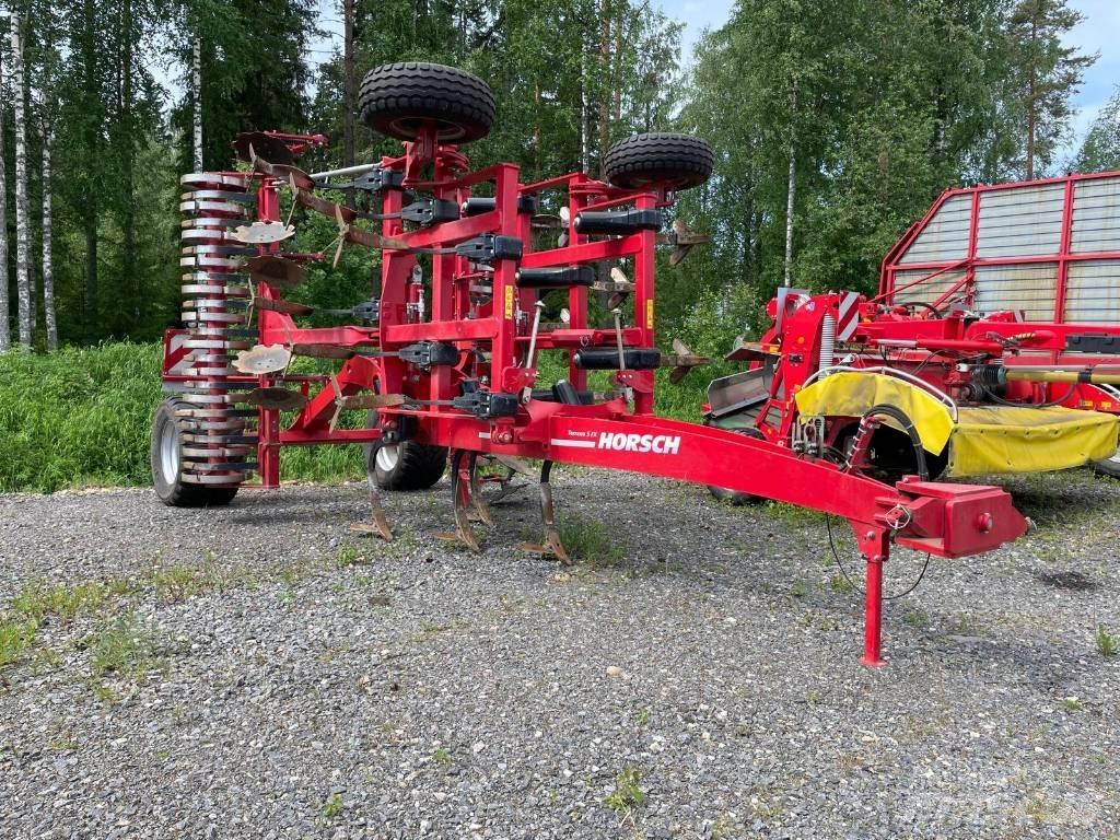 Horsch Terrano 5 FX 경운기