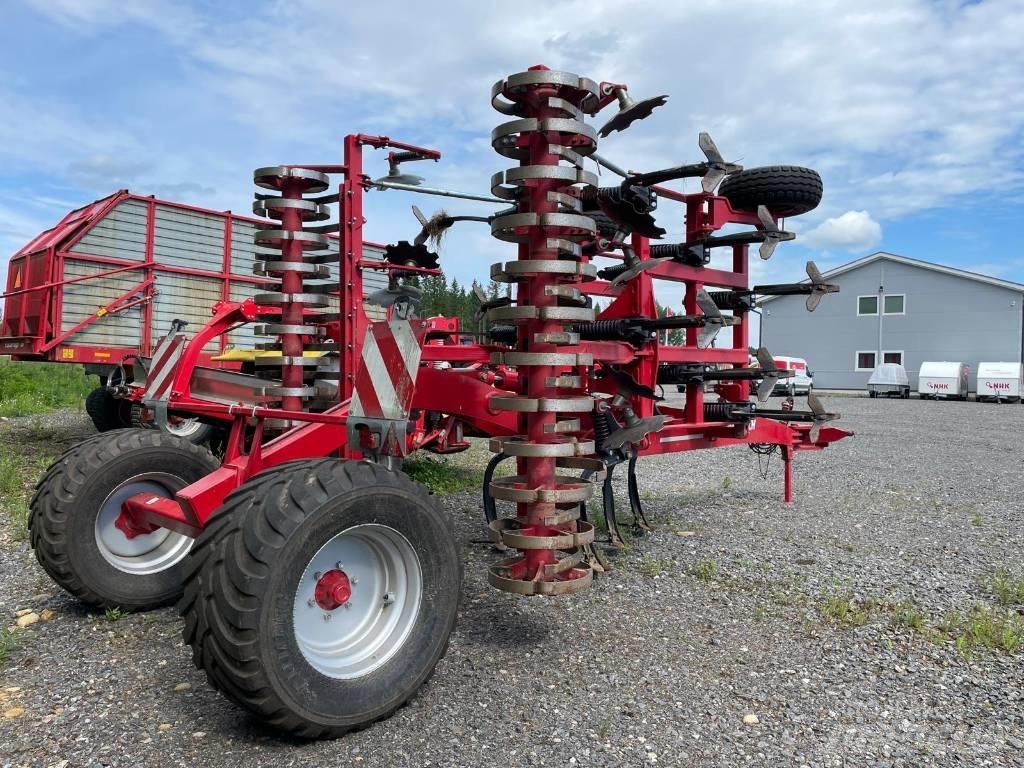 Horsch Terrano 5 FX 경운기