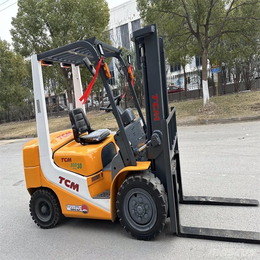 TCM FD30ZT 디젤 지게차