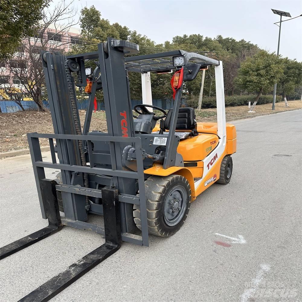 TCM FD30ZT 디젤 지게차