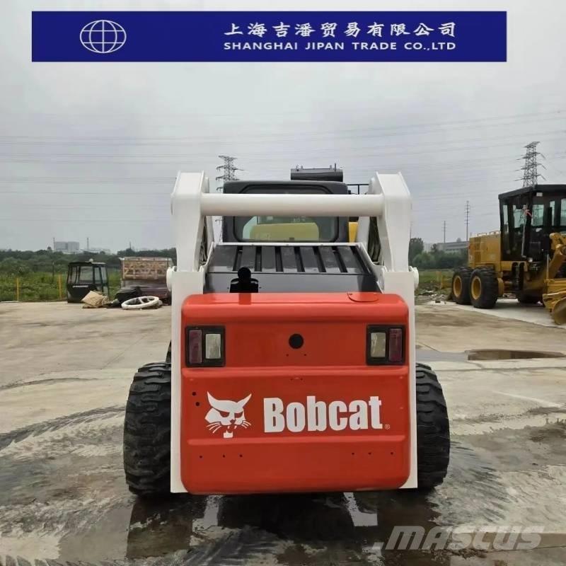 Bobcat S 330  스키드로더