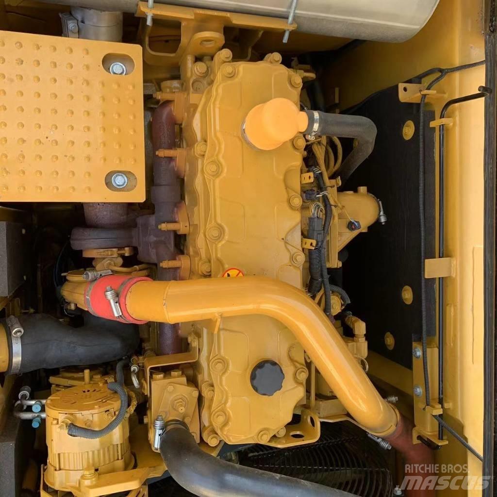 CAT 329E 대형 굴삭기 29톤 이상