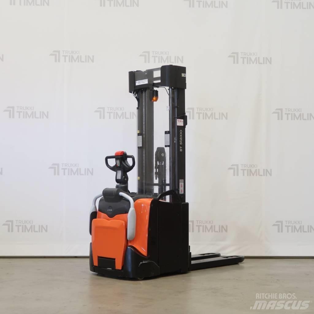 Toyota SPE140L 보행식 리치 지게차