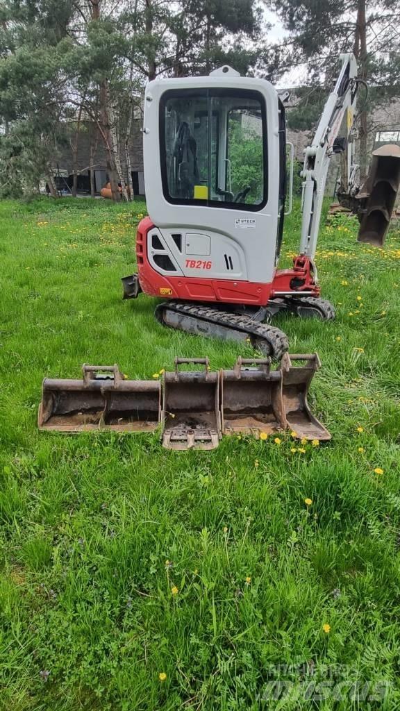 Takeuchi TB216 V4 소형 굴삭기 7톤 미만
