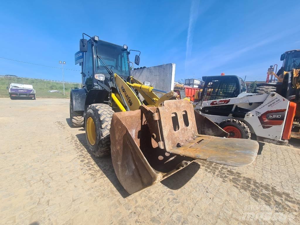 Komatsu WA 100 M  휠로우더