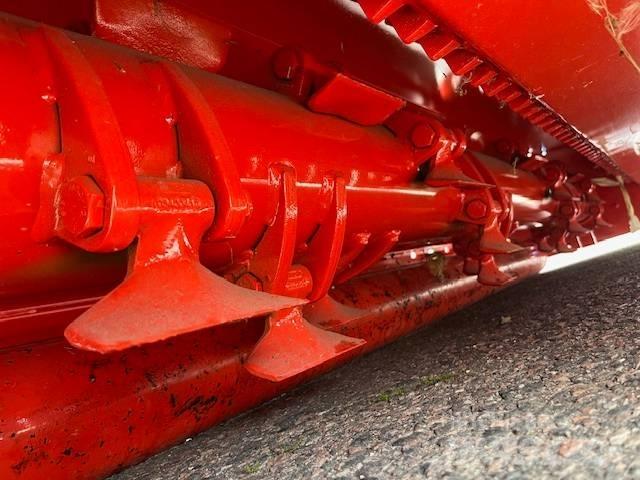 Maschio Tigre 300 목장 제초기 및 토퍼