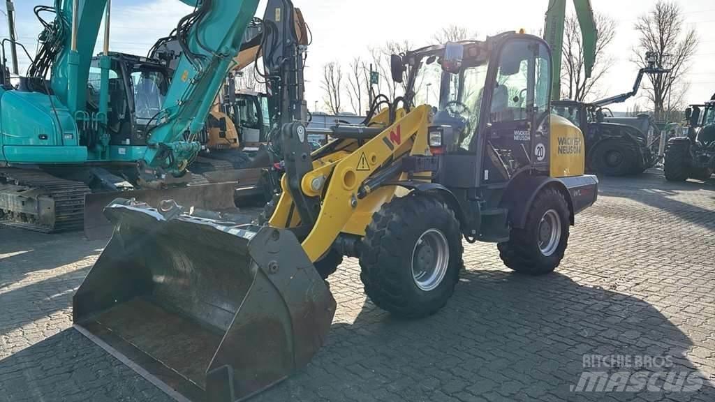 Wacker Neuson WL60  휠로우더