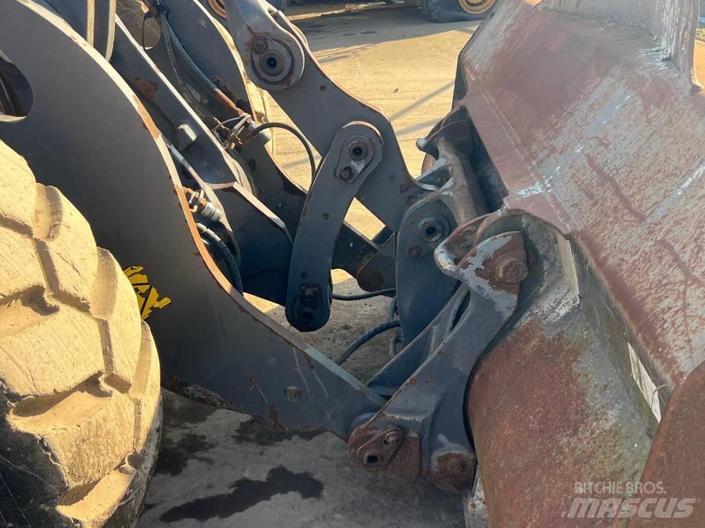 Volvo L 70 H  휠로우더