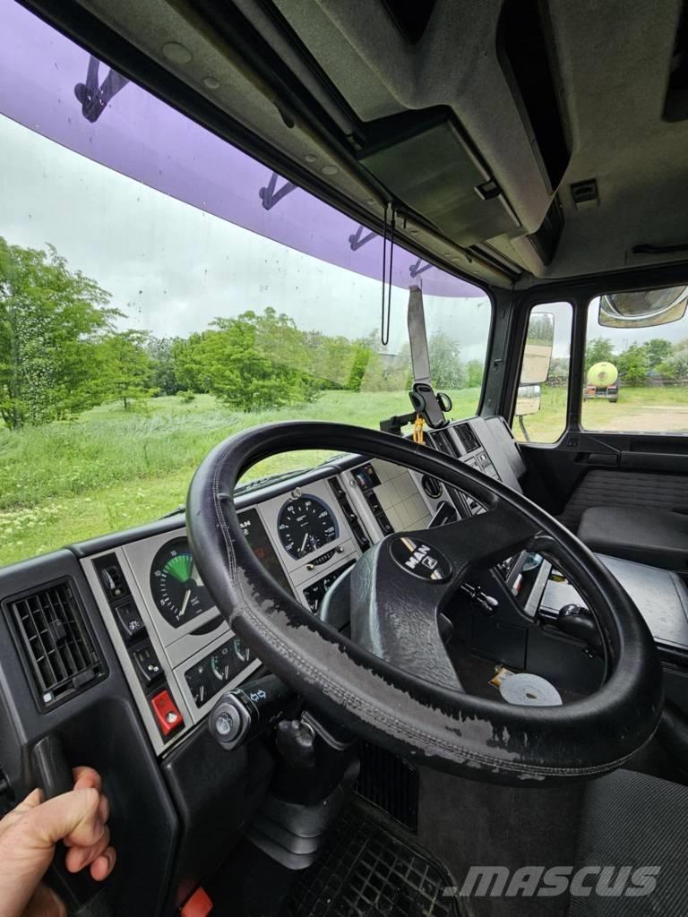 MAN F 2000 트랙터 유닛