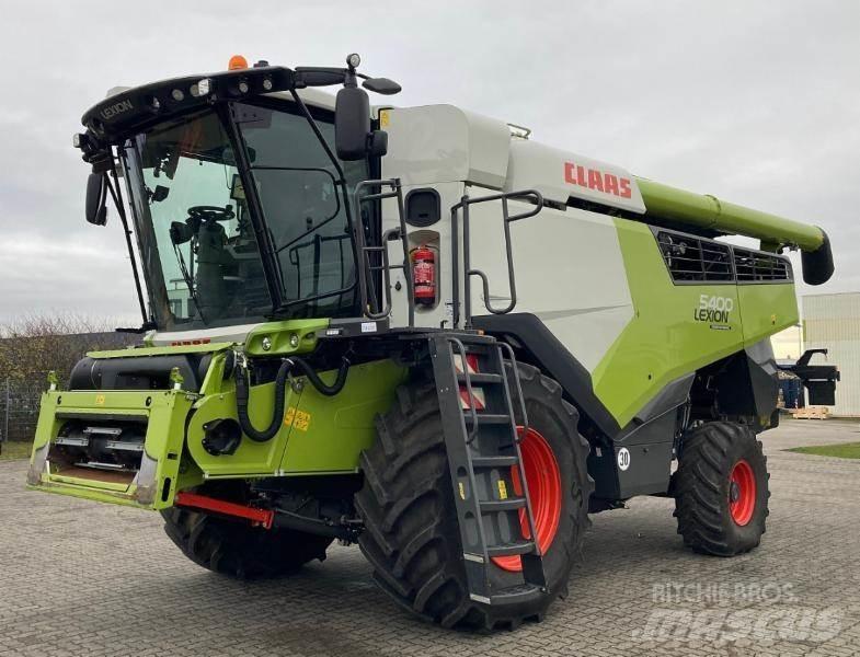 CLAAS LEXION 5400 콤바인 수확기