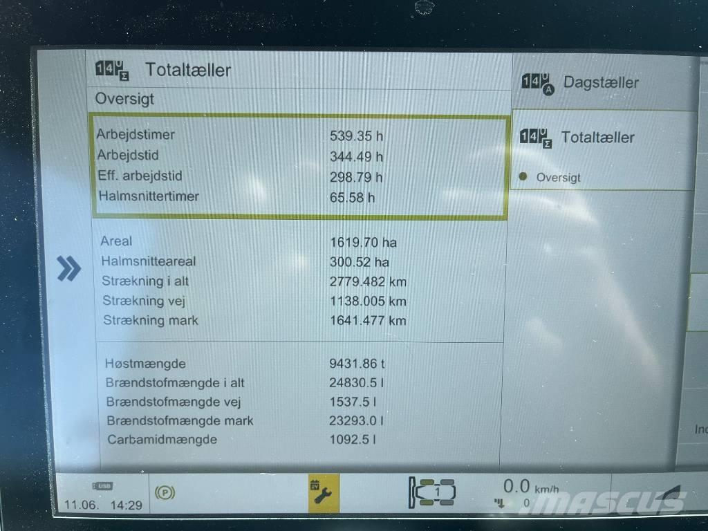 CLAAS Lexion 8800TT 콤바인 수확기