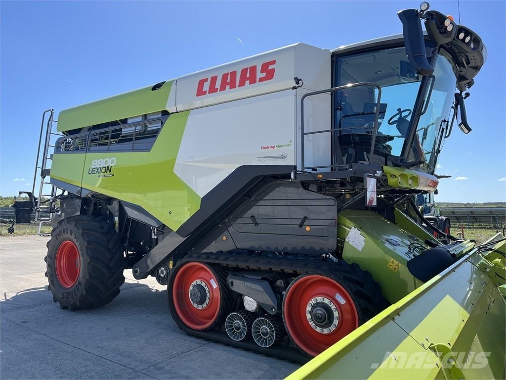 CLAAS Lexion 8800TT 콤바인 수확기