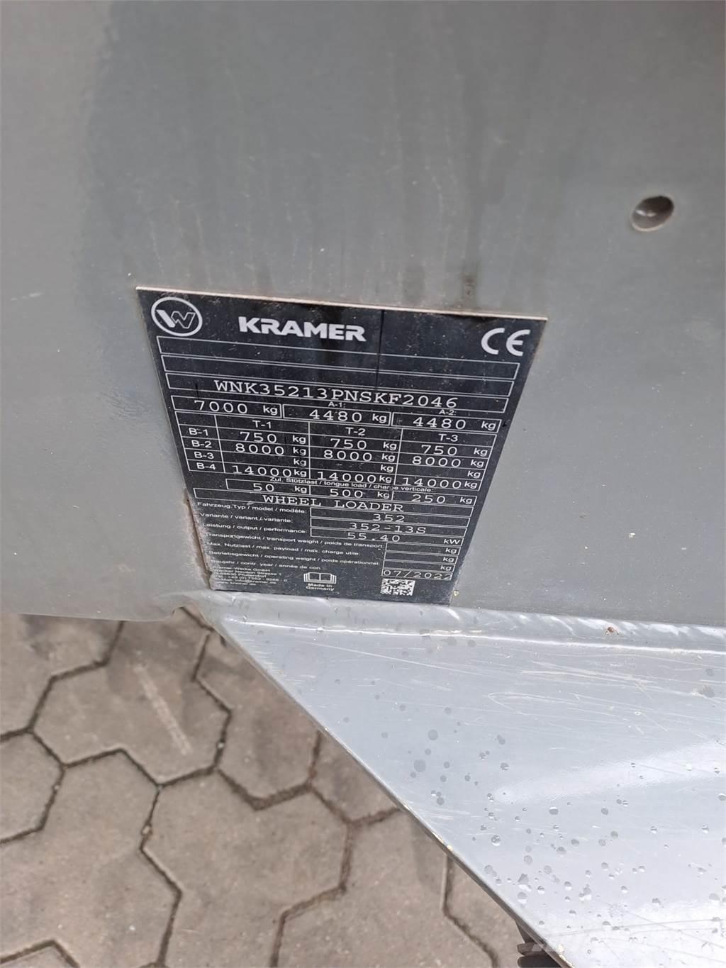 Kramer 8105  휠로우더