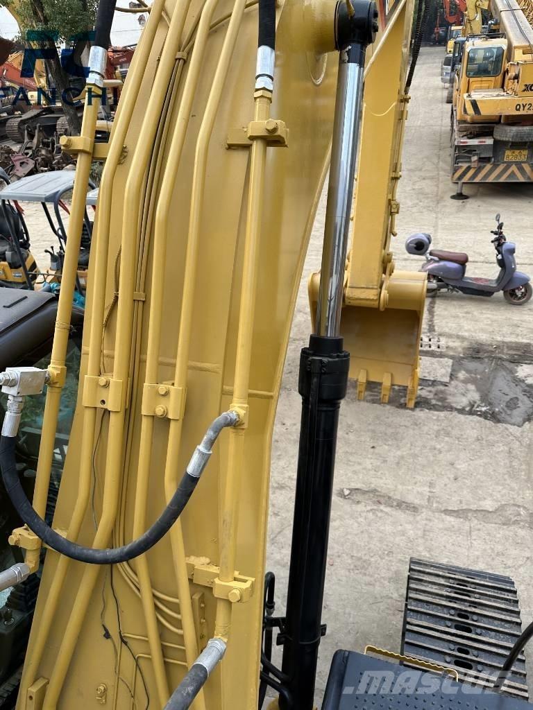 CAT 320 D 대형 굴삭기 29톤 이상