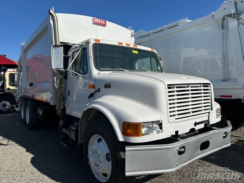 International 4900 폐기물 수거 트럭