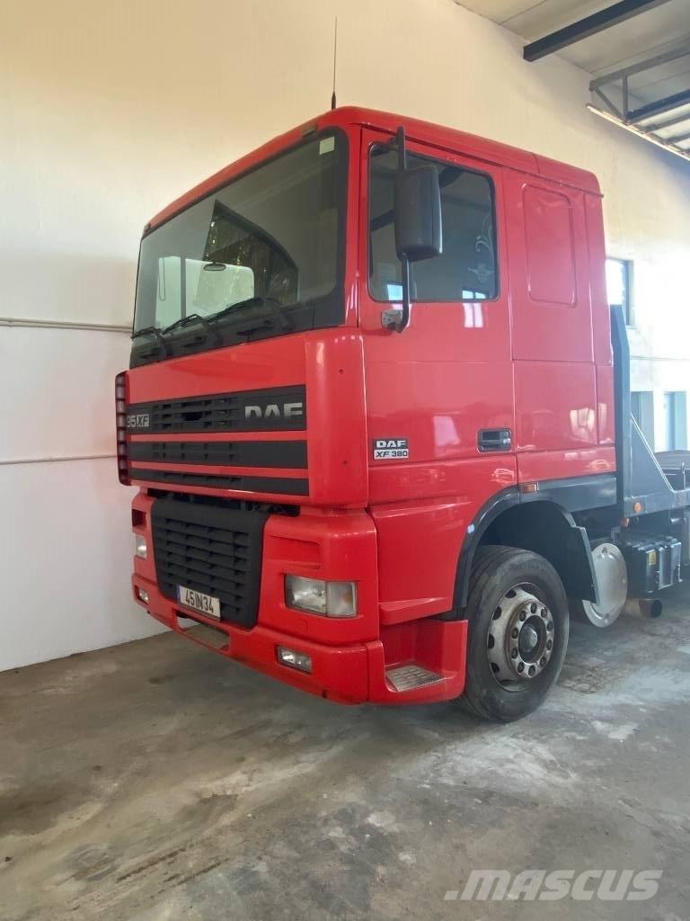 DAF XF 95.380 플랫베드/드롭사이드 트럭
