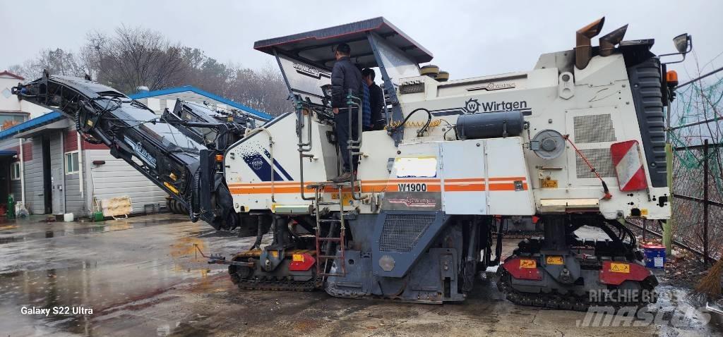 Wirtgen W1900 아스팔트 콜드 밀링 기계