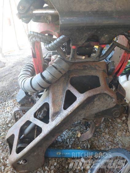 Komatsu C123 하비스터 헤드