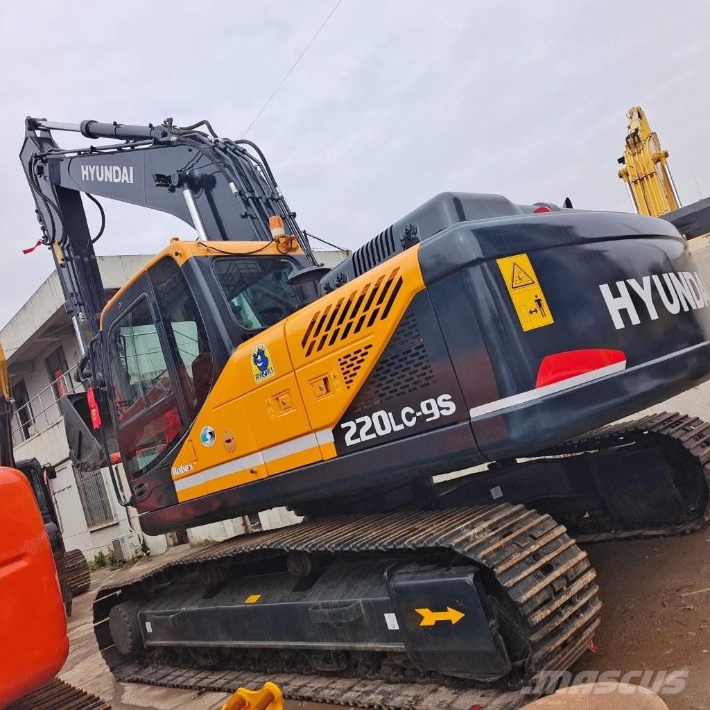 Hyundai 220 LC-9 대형 굴삭기 29톤 이상