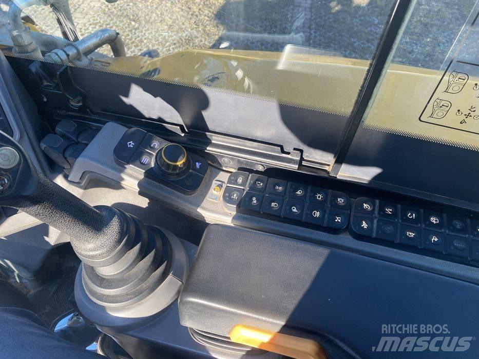 JCB W 110 Hydradig  휠 굴삭기