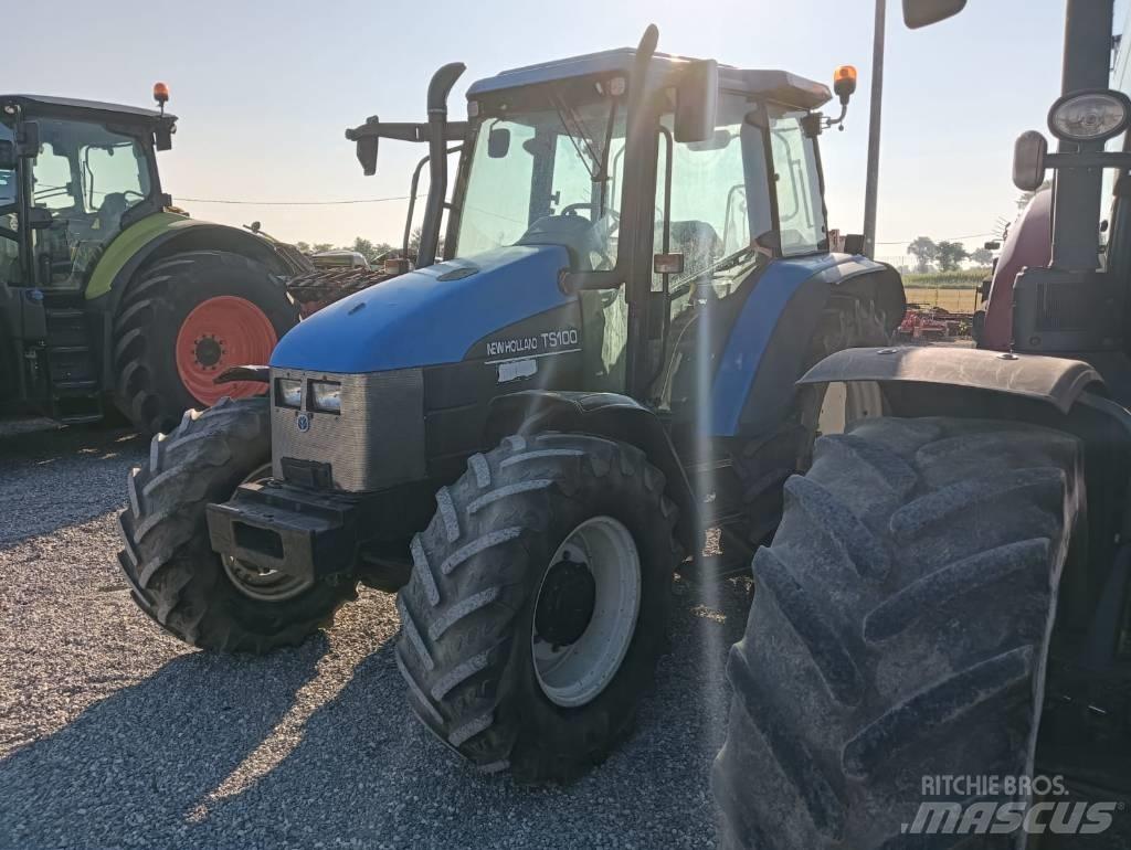 New Holland TS 100 트랙터