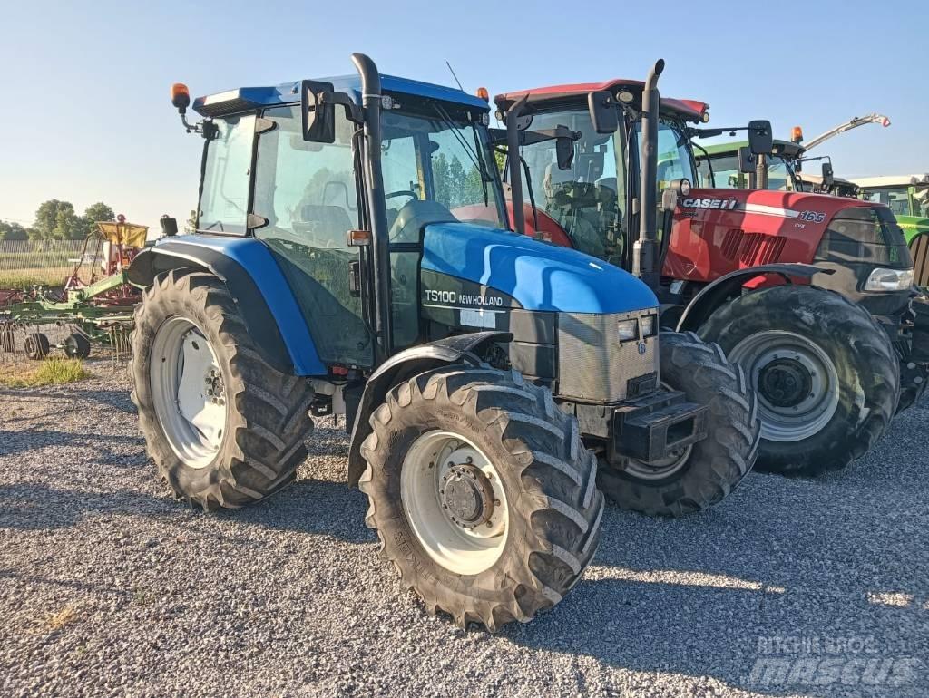 New Holland TS 100 트랙터