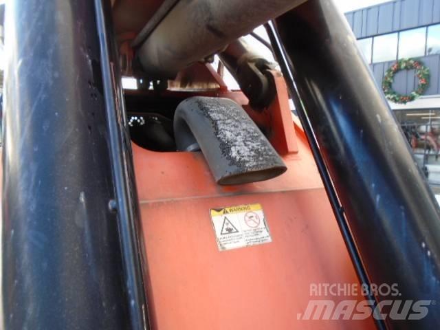JLG 8042 텔러 핸들러