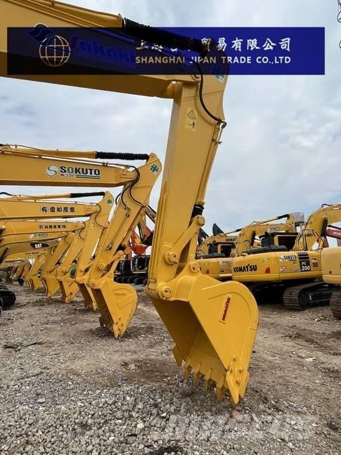 Komatsu PC 220 대형 굴삭기 29톤 이상