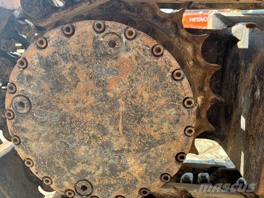 Volvo EC 210 C L 대형 굴삭기 29톤 이상