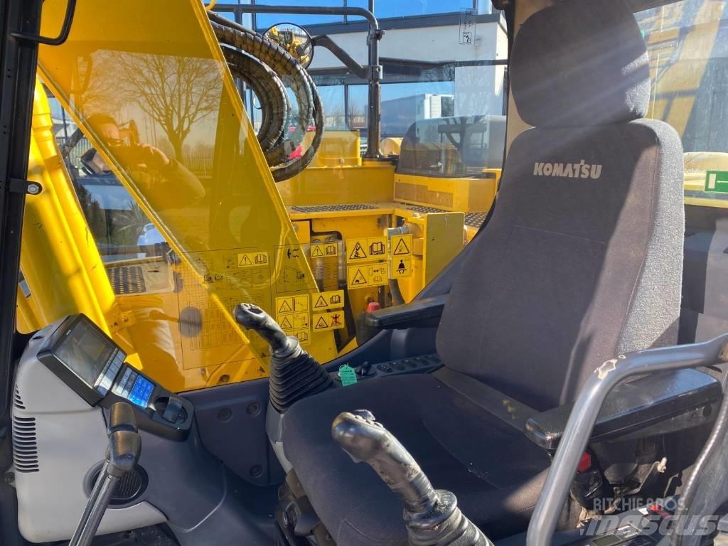 Komatsu PC 138 US-11 대형 굴삭기 29톤 이상