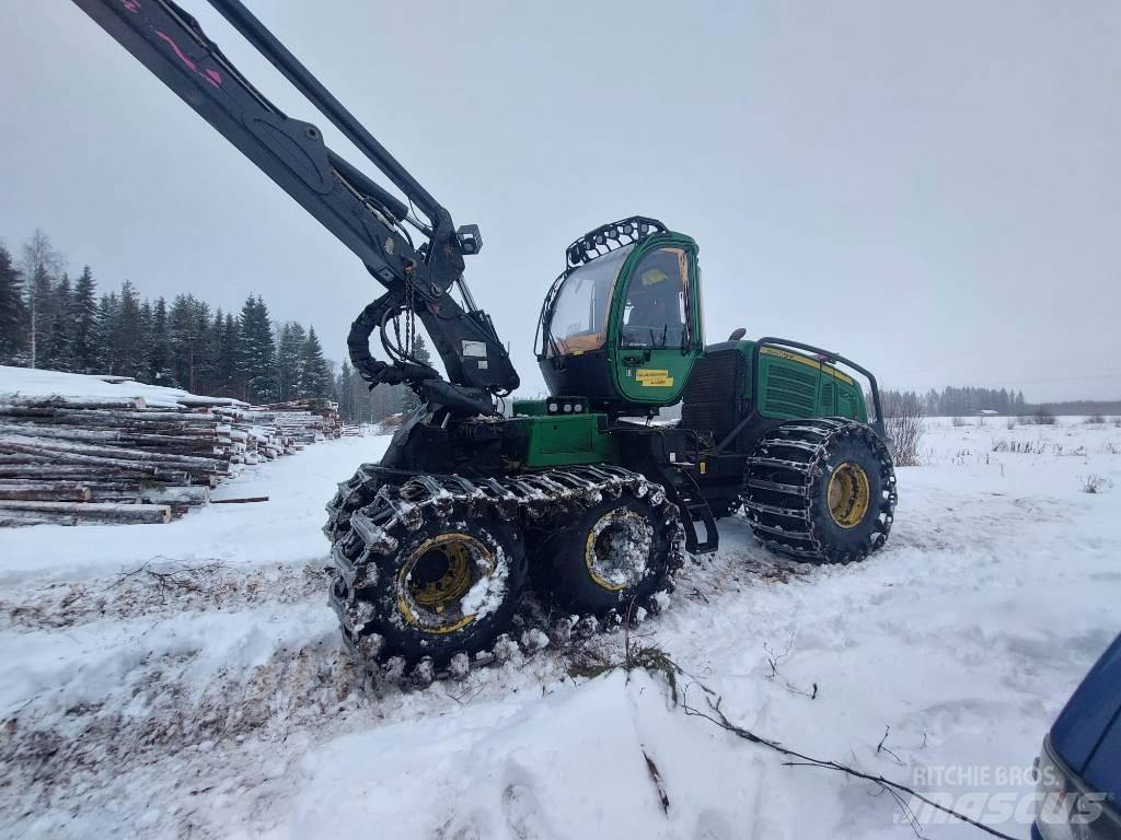 John Deere 1070 E 원목 하베스터