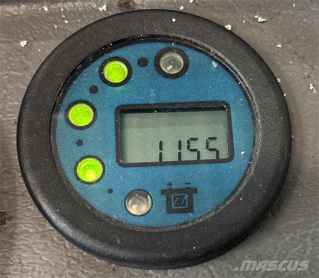 Atlet A160 보행식 리치 지게차