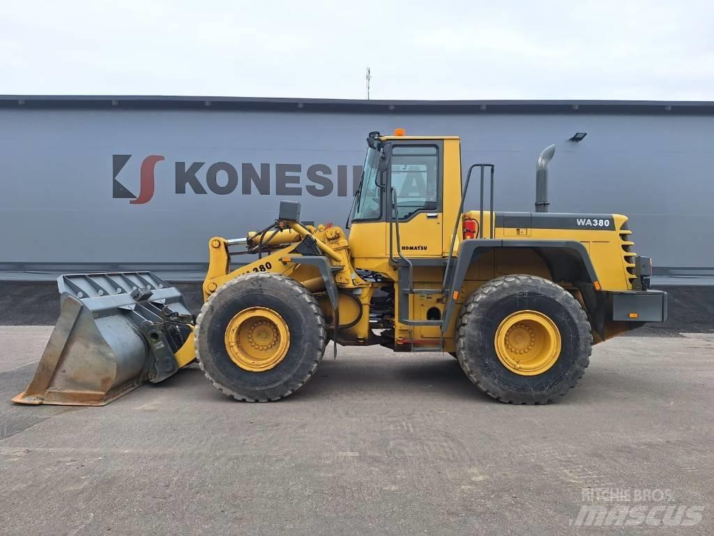 Komatsu WA 380-3A  휠로우더