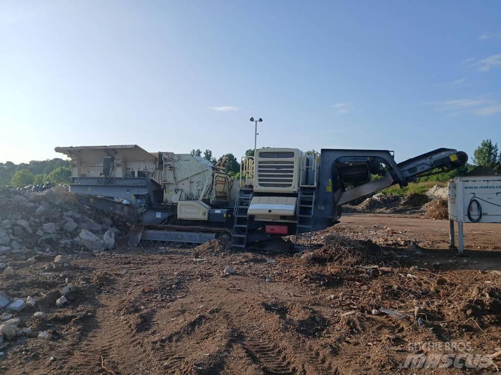 Metso 1213 이동식 분쇄기