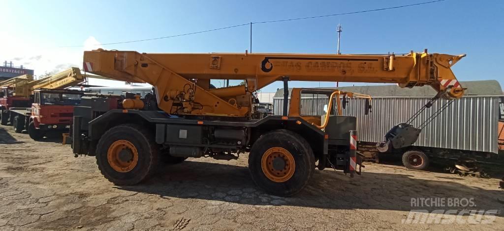 Liebherr 1030 R/T 크레인