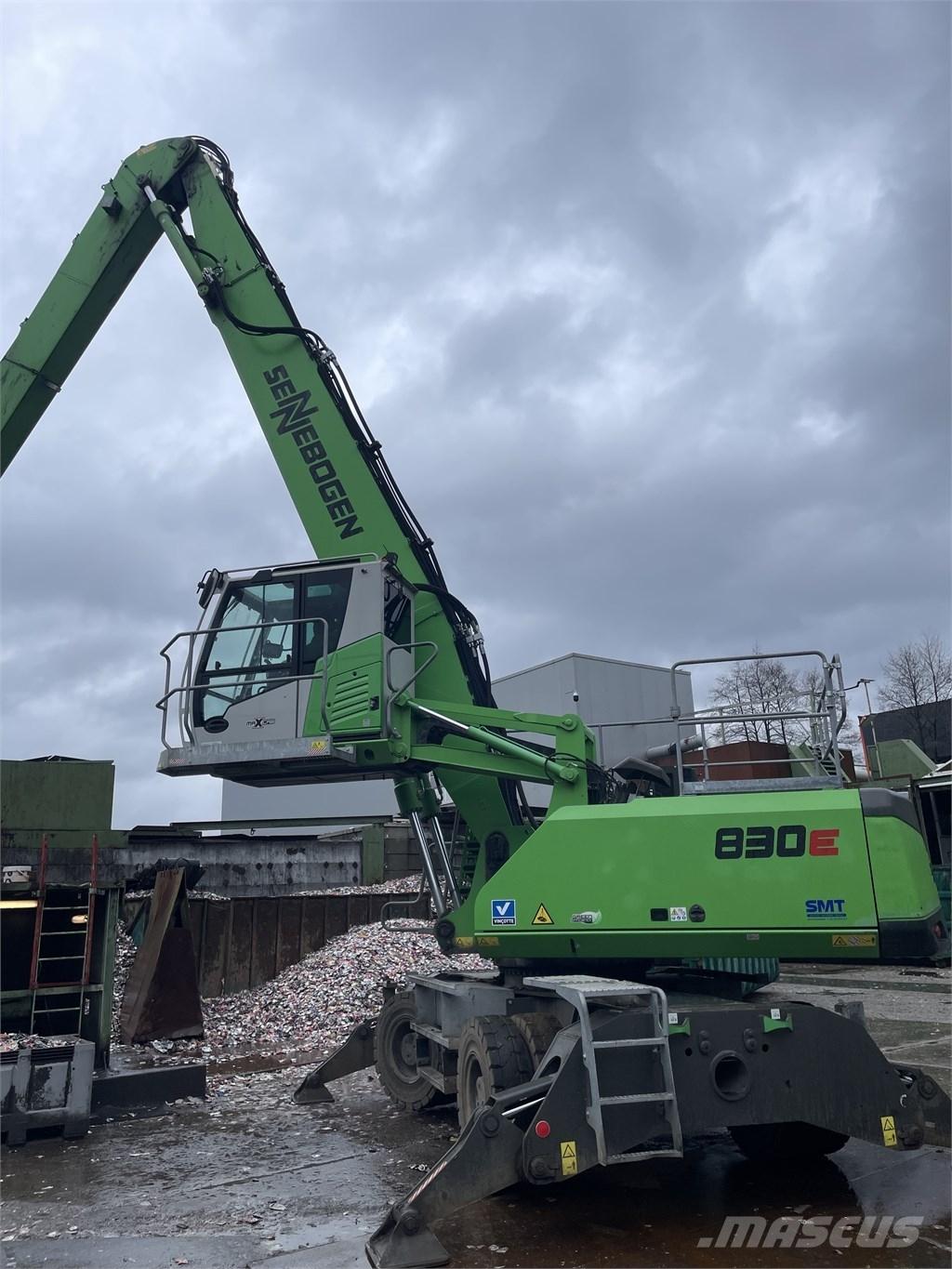 Sennebogen 830 E 폐기물/산업 처리기