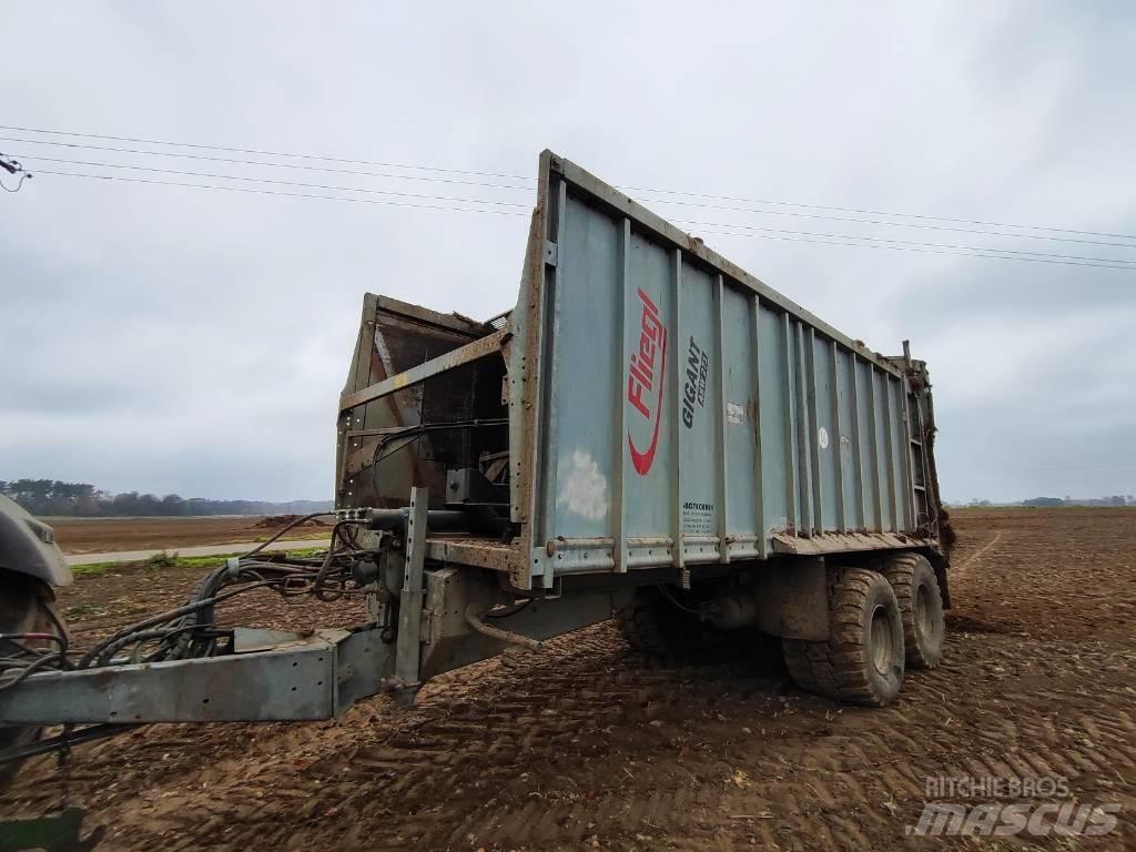 Fliegl ASW271 GIGANT 퇴비살포기