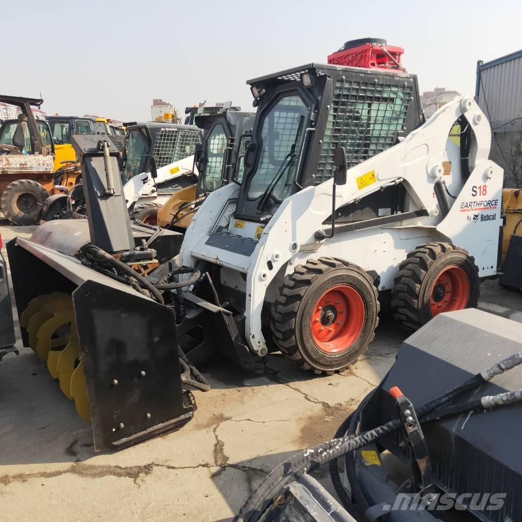 Bobcat S18  스키드로더