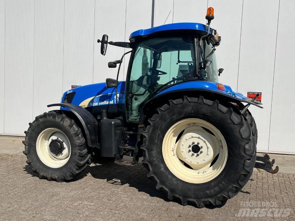 New Holland TS 115 A 트랙터